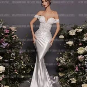 Embellished White Sweetheart Wedding Dress